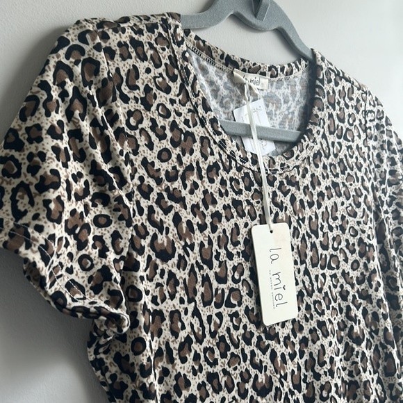 5/$25 Women's Leopard Print Dress, Form Fitting, Stretch, NWT, Medium - Picture 4 of 6
